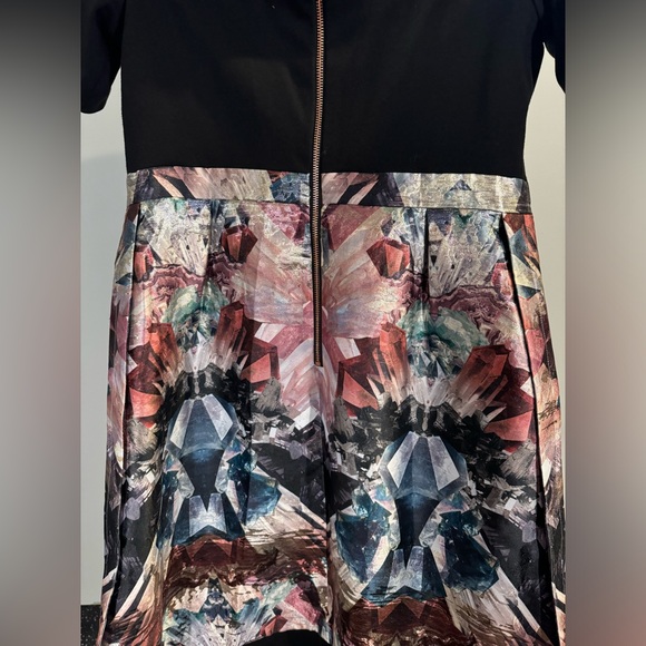 Ted Baker Metallic Tulip Dress Fitted Off-Shoulder sleeves, size 5 (US 10-12) - Picture 14 of 14